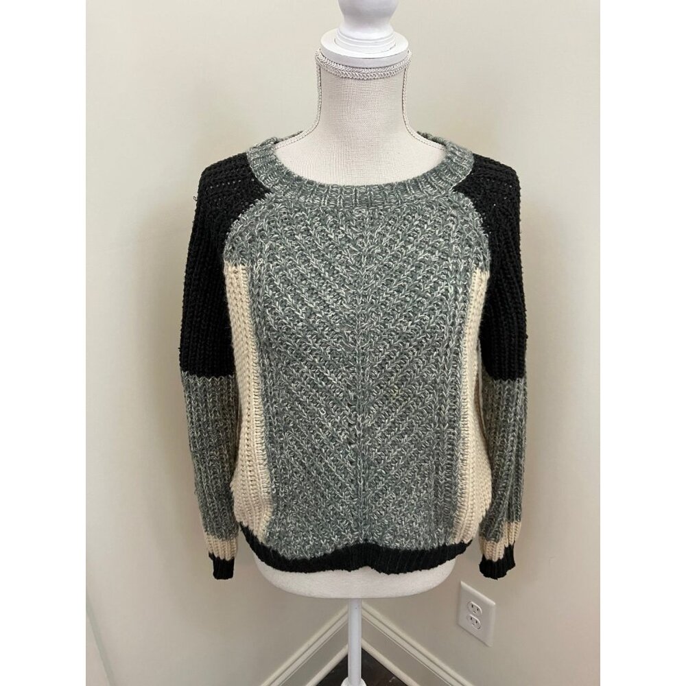 Urban Day Multicolor Long Sleeve Sweater Size Large